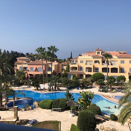 Paphos Limnaria Gardens - 1 Bedroom, Sunny Apartment With Stunning Pool Views מראה חיצוני תמונה