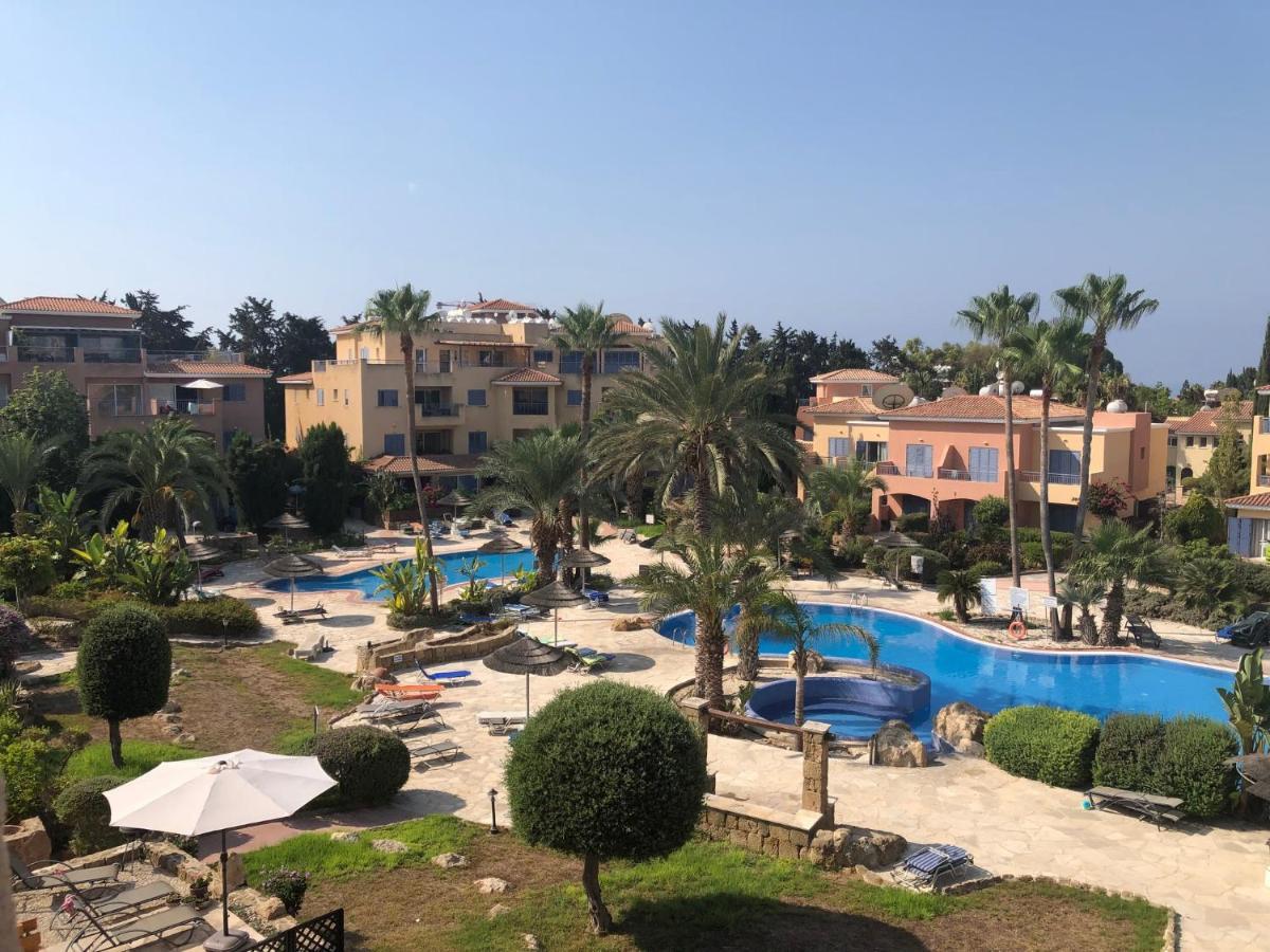 Paphos Limnaria Gardens - 1 Bedroom, Sunny Apartment With Stunning Pool Views מראה חיצוני תמונה