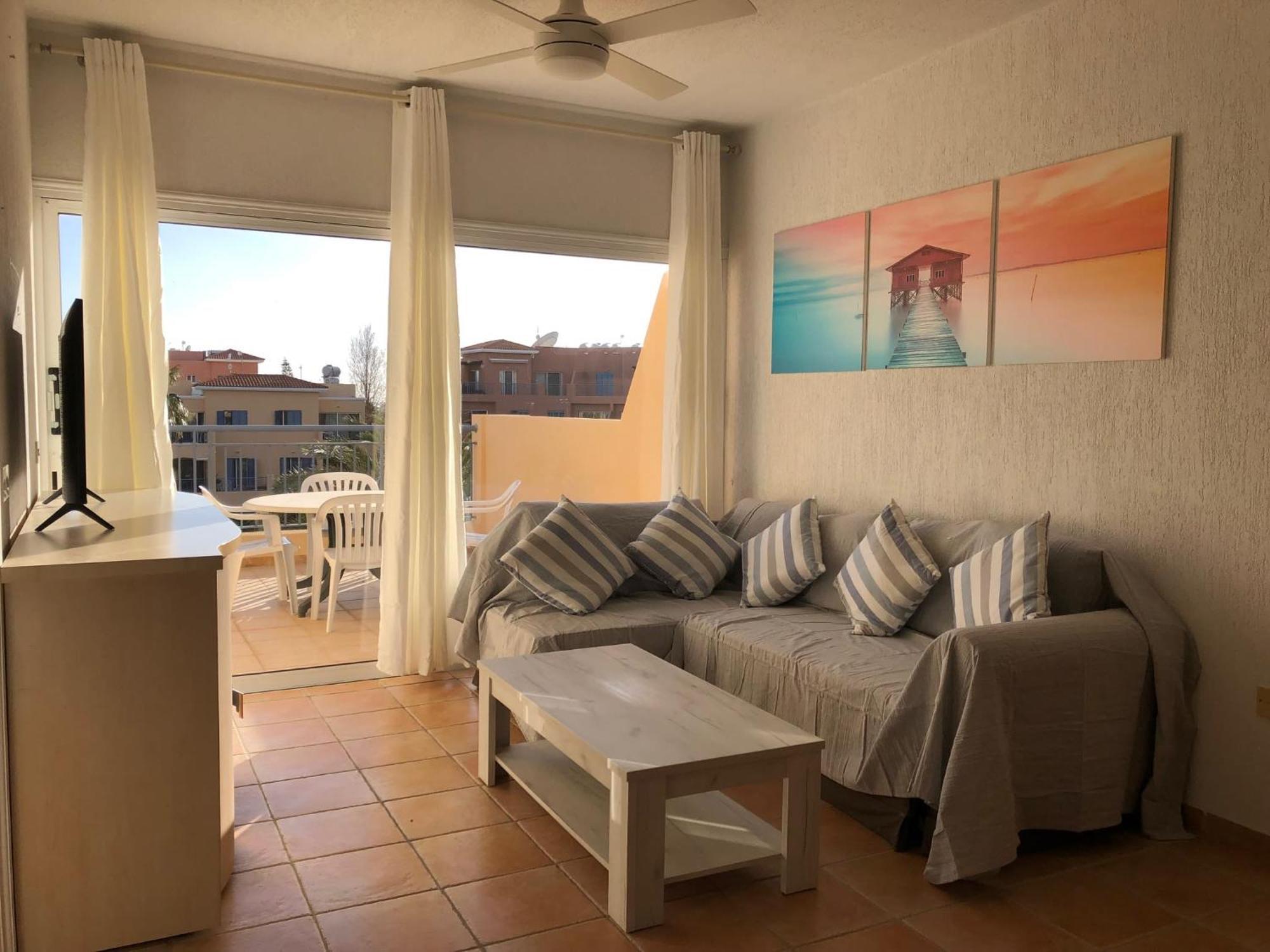Paphos Limnaria Gardens - 1 Bedroom, Sunny Apartment With Stunning Pool Views מראה חיצוני תמונה
